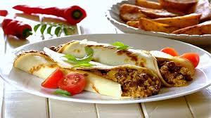 Pancakes with Savoury Mince (Pannekoek met Kerrie Mince)